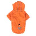 Imagen que muestra el producto Rompe Vientos Unicolor Para Mascotas. Impermeable para mascota con tejido reflectivo, velcro ajustable y orificio para sacar la correa. Material: Poliéster Color: Azul, gris, naranja DIsponible: Razas pequeñas