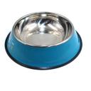 Imagen que muestra el producto Comedero Estampado Huesitos Para Mascotas. Comedero para mascotas redondo, cuenta con estampados en los costados. Material: Acero inóxidable Color: Rosado, verde, azul, naranja, rojo Disponible: Razas pequeñas. Medidas: Largo 29 cm* Ancho 7 cm