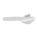 Imagen que muestra el producto Peine Quita Pelos Para Mascotas. Cepillo de cabeza redonda, cuenta con cerdas de metal, botón en la parte trasera para expulsar los pelos y mango ergónomico. Fácil y cómodo de usar. Material: Plástico, acero inóxidable Color: Rojo, azul, gris Disponible: Razas pequeñas y medianas.