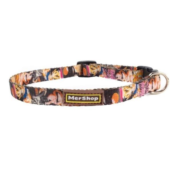 Imagen que muestra el producto Collar Dibujos Animados Para Mascotas. Collar estampado, cuenta con hebilla ajustable, broche de seguridad y anillo tipo D para fijar la correa. Material: Poliéster, algodón, metal                                                                                                Estampado: Batman, Dragón Ball, Spiderman Disponible: Razas pequeñas, medianas y grandes.