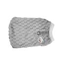 Imagen secundaria del producto Camisa Osito Para Mascotas. Camisa osito con acabado de felpa, cuenta con anillo tipo D para fijar la correa y botones en la parte inferior para apuntar. Material: Poliéster Color: Gris, rojo, rosado Disponible: Razas pequeñas y medianas.