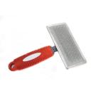 Imagen secundaria del producto Cepillo De Cardas  Para Mascotas. Cepillo carda con cerdas tipo púas ideales para desenredar y alisar el pelaje, cuenta con mango antideslizante. Material: Acero inóxidable, goma Color: Rosado, azul, rojo Disponible: Razas medianas y grandes de pelaje largo o rizado.