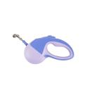 Imagen que muestra el producto Correa Retractil 3M Para Mascotas. Correa retractil de 3M, cuenta con botón para fijar o soltar la correa. Material: Plástico Color: Morado. Disponible: Razas pequeñas y medianas.