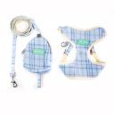 Imagen secundaria del producto Pechera Estilo Tartán  Para Mascotas Talla S. Pechera con estampado tipo tartán, cuenta con hebilllas ajustables, broche de seguridad en la parte superior y anillos tipo D para fijar la correa. Correa plana con bolsito. Material: Poliéster, metal                     Color: Rojo, azul, rosado       Disponible: Razas pequeñas Medidas: TALLA S CUELLO 30-41 CM TORSO MIN-MAX 41-53 CM PESO MAXIMO – APROX 5-11 KG, TRAILLA 1,20 CM