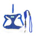 Imagen secundaria del producto Pechera Bordes De Peluche  Talla M. Pechera con correa, cuenta con bordes de peluche y  gancho para ajustar a la medida. Material: Poliéster, metal   Color:  Azul, negro, rojo, café, morado     Disponible: Razas pequeñas Medidas: TALLA M CUELLO  40-53 CM TORSO MIN-MAX 56-58 PESO MAXIMO – APROX 11-23 KG, TRAILLA 1,20 CM