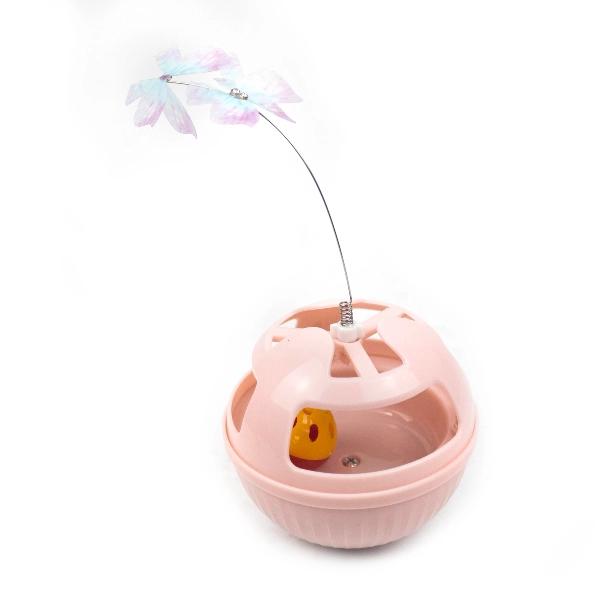 Imagen que muestra el producto Juguete De Gato Con Pelota Cascabel. Juguete interactivo con base semiesferica, cuenta con pelota cascabel y baston con mariposas. Material: Plástico Color: Rosa, azul Disponible: Razas pequeñas.
