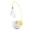 Imagen secundaria del producto Juguete Interactivo Con Pluma Para Mascotas. Juguete interactivo con base semiesferica, cuenta con pelotas en el medio, bolita de catnip en la prte superior y baston con pluma. Material: Plástico, catnip Color: Azul, rosa, blanco  Disponible: Razas pequeñas