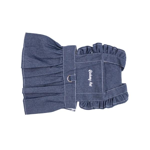 Imagen que muestra el producto Vestido Jean Para Mascotas. Vestido Jean para mascotas, cuenta con velcro ajustable a los costados y anillo tipo D para fijar la correa. Material: Poliéster
Color: Disponible en la foto Disponible: Razas pequeñas y medianas