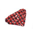 Imagen secundaria del producto Pañoleta Navideña Para Mascotas. Collar pañoleta con estampado navideño, cuenta con hebilla ajustable y anillo tipo D para poder fijar la correa.   Material: Poliéster                                                    Color: Rojo, verde                                                                         Disponible: Razas pequeñas