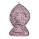 Imagen que muestra el producto Tapete De Lamer Para Mascotas. Tapete de lamer para mascotas, cuenta con ventosas para pegar en superficies planas. Ideal para una alimentación mas lenta. Material: Silicona Color: Verde, azul, curuba, morado Disponible: Razas pequeñas, medianas y grandes.