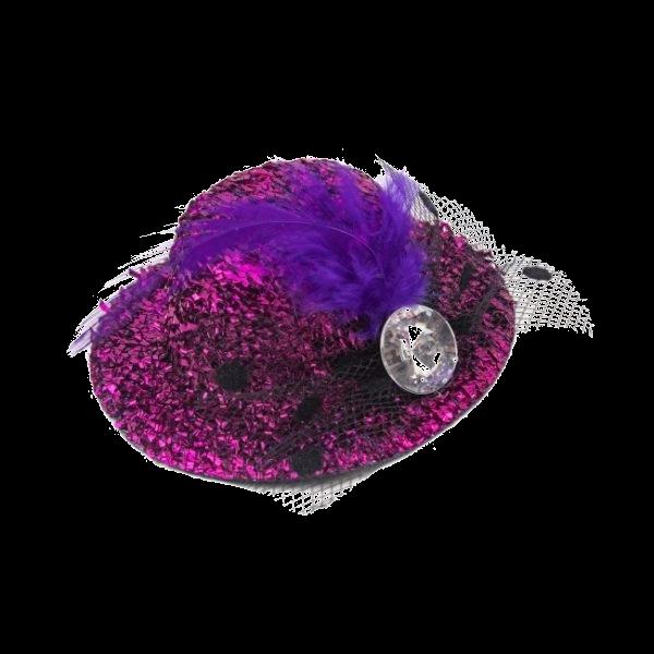 Imagen que muestra el producto Sombrero Con Plumas Para Mascotas. Clip de sombrero para mascotas, cuenta con cubierta escarchada, moño con pluma decorativa y pinza de agarre. Material: Poliéster                                                    Color: morado, rosado, rojo, plateado, fucsia                           Disponible: Razas pequeñas